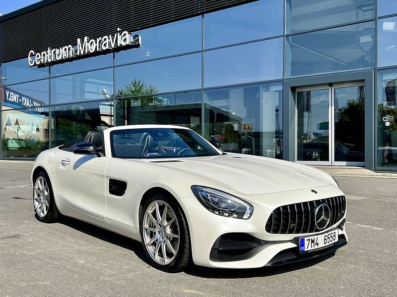 Mercedes-Benz AMG GT (2018) roadster - fotografie inzerátu