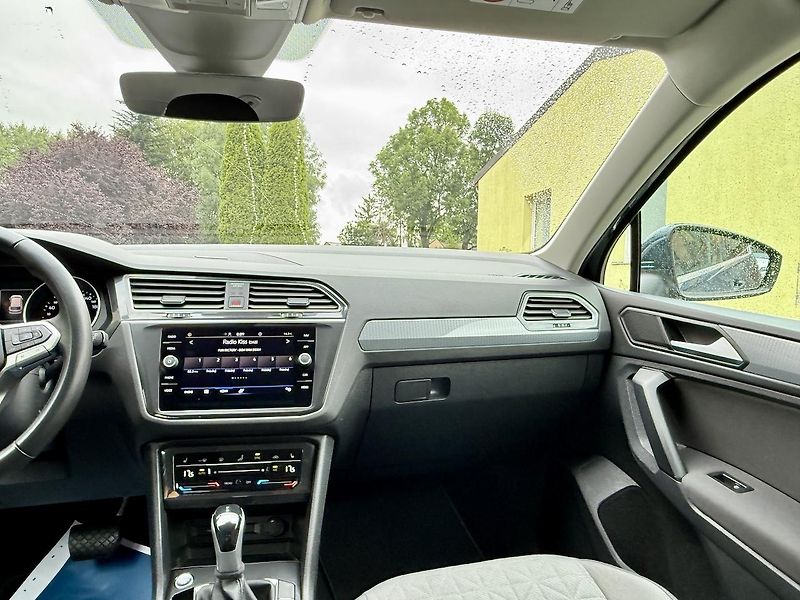 Volkswagen Tiguan (2022) 2,0TDi 110kW LIFE DSG ČR,1.maj - fotka 7 z 19