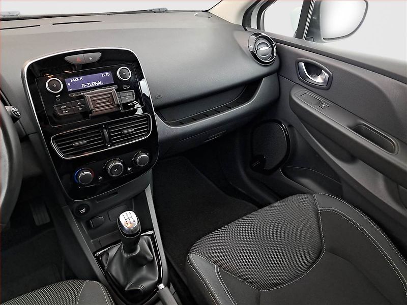 Renault Clio (2018) 1.2 16V, Tempomat - fotka 8 z 14