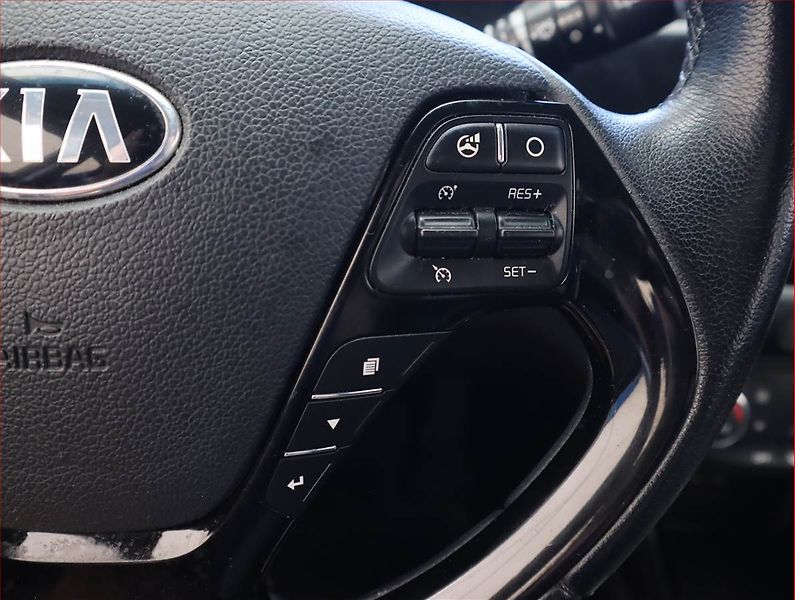 Kia Ceed (2013) Gold 1.6 GDI, Automat - fotka 17 z 19