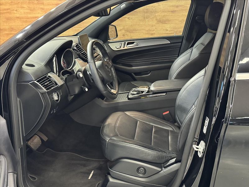 Mercedes-Benz GLE 350d AMG LINIE MULTIBEAM - fotka 6 z 20