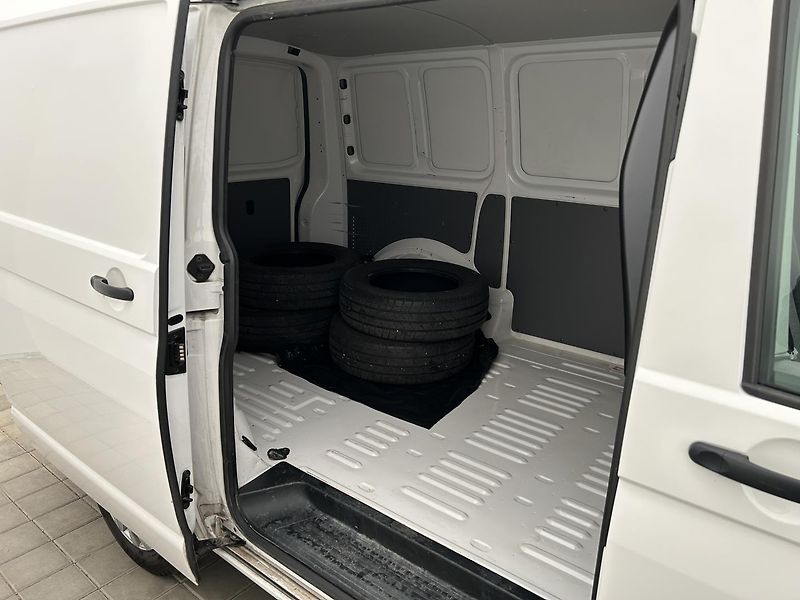 Volkswagen Transporter 2.0 TDI - fotka 21 z 23