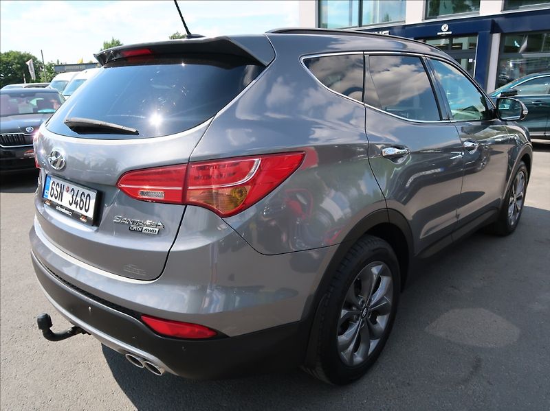 Hyundai Santa Fe 2,2 CRDi,145kW,NovéČR,Premium - fotka 3 z 37