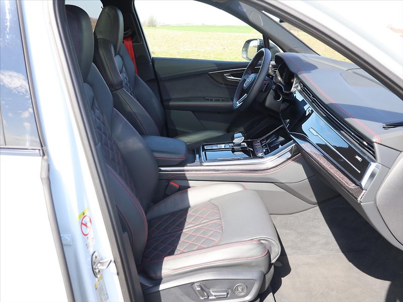 Audi SQ7 4,0 TFSI 373KW CZ ZÁRUKA - fotka 13 z 37