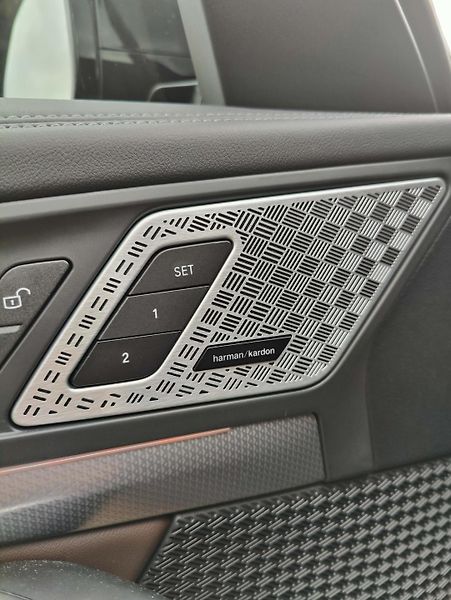 BMW X1 X1 xDrive23d /155kW - fotka 8 z 17