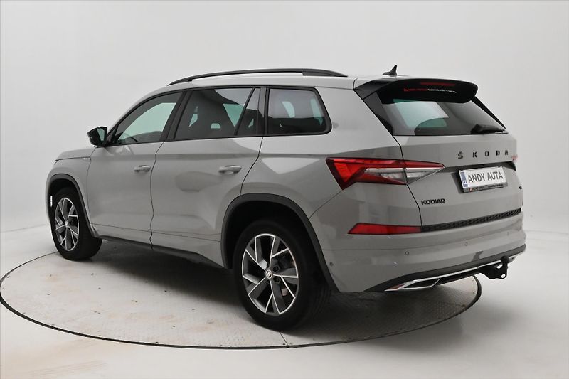 Škoda Kodiaq 2,0 TDI 147KW DSG 4x4 SportLIN - fotka 7 z 33