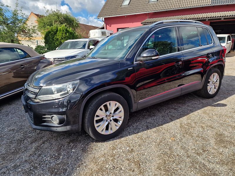 Volkswagen Tiguan 2,0TDI 4x4 LIFE NAVI TZ - fotografie inzerátu