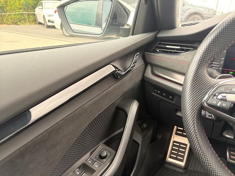 Škoda Octavia (2023) RS 2.0TDI 147kW 4x4 DSG TAŽNÉ  - fotka 11 z 11