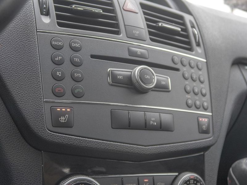 Mercedes-Benz Třídy C (2009) 200CDI man – 2x ALU kola - fotka 23 z 46