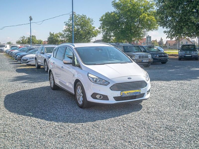 Ford S-MAX (2017) ČR 2.0D 110KW 1maj – NAVIGACE - fotka 3 z 53