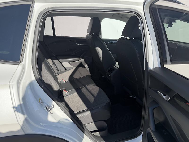 Volkswagen Tiguan (2025) People 7DSG 2,0TDi - fotka 24 z 25