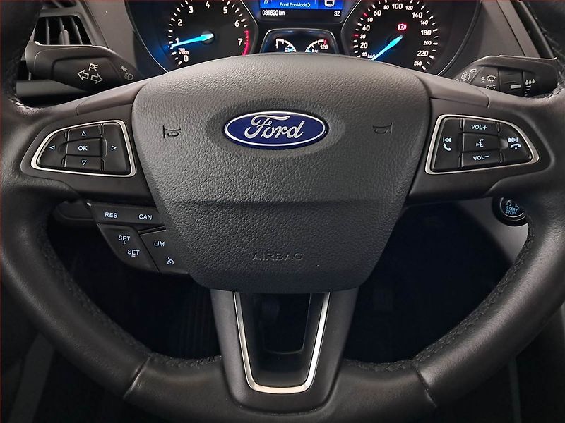 Ford Kuga (2019) 1.5 EcoBoost, Tempomat - fotka 15 z 15