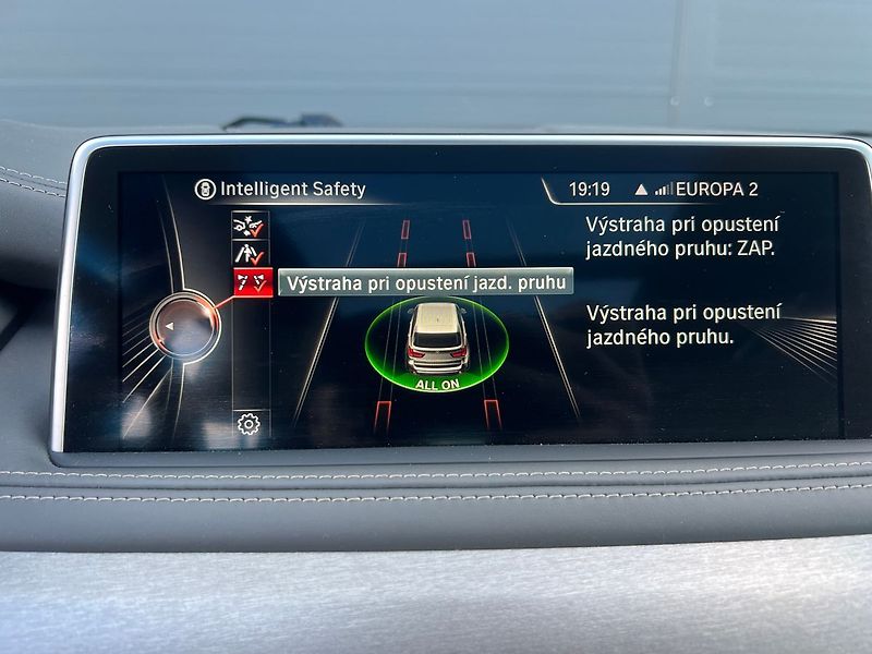 BMW X5 30d xDrive-2019 ALU - fotka 31 z 36