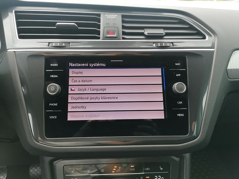 Volkswagen Tiguan (2021) 1.5 TSi Facelift Life ACC LED - fotka 23 z 31