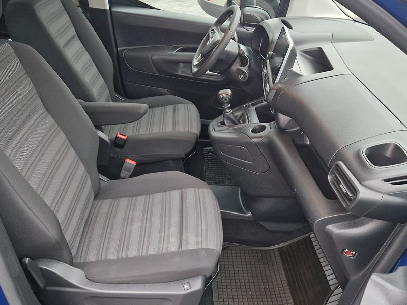 Opel Combo (2021) LIFE 1,5 CDTi - fotka 15 z 30