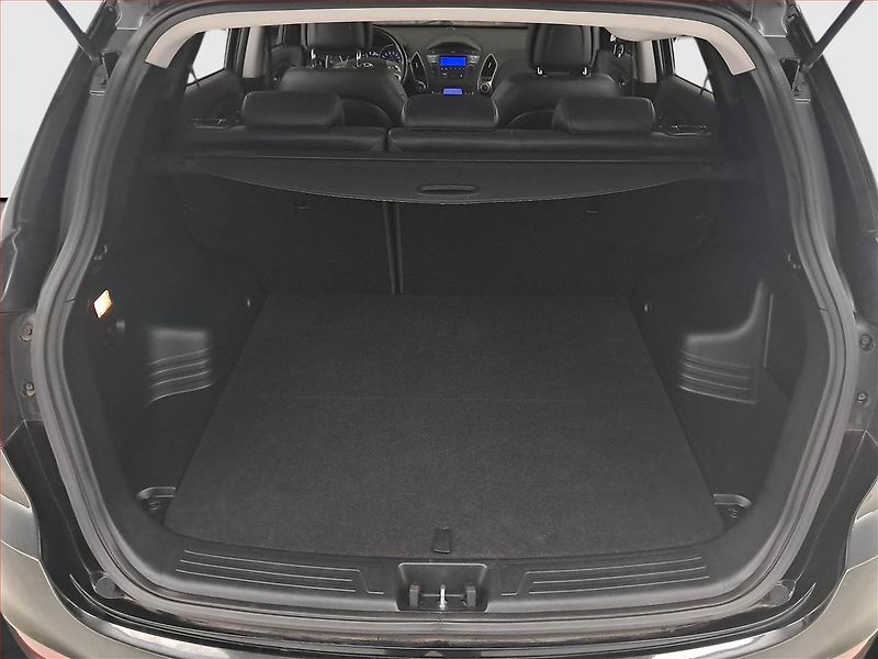 Hyundai ix35 (2015) 1.7 CRDi, Kůže, Tempomat - fotka 14 z 17