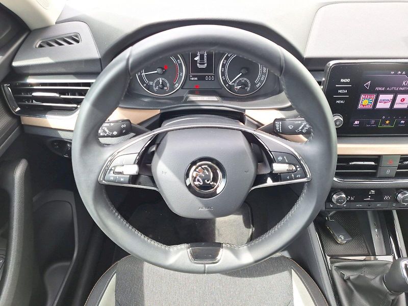 Škoda Kamiq (2023) 1.0 TSI / 81 kW / 6MP / Style - fotka 5 z 34