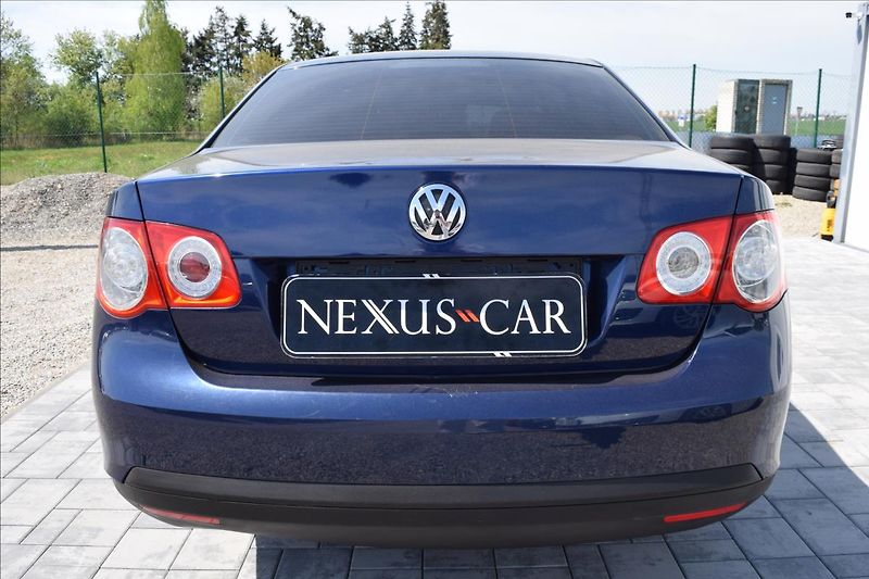 Volkswagen Jetta 1,9 TDI 77KW NOVÁ STK ALU - fotka 6 z 43