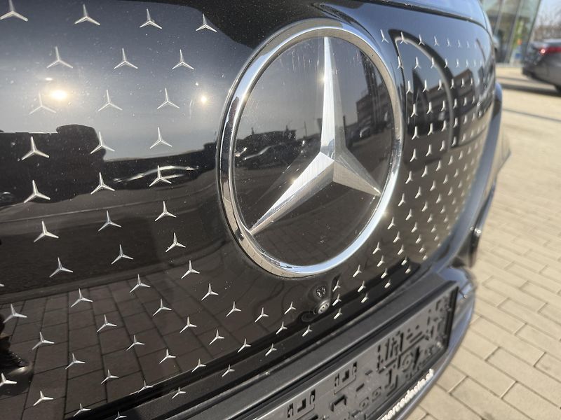 Mercedes-Benz EQE (2024) EQE 350 4MATIC SUV  - fotka 17 z 38
