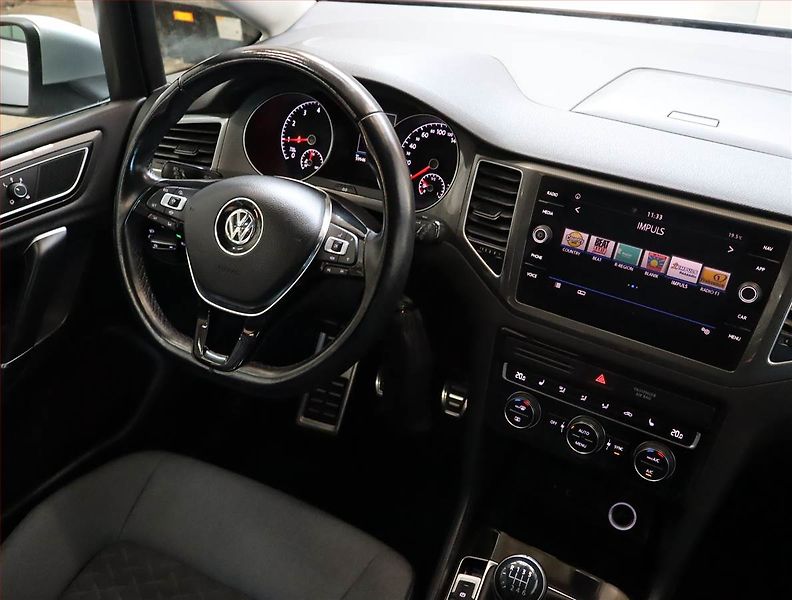 Volkswagen Golf Sportsvan (2019) 1.5 TSI, Navi, Tempomat - fotka 7 z 20