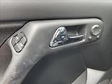 Volkswagen Golf 2,0i 85kW*Pěkný stav* - náhled 24