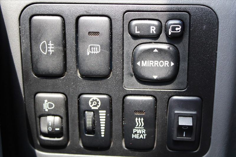 Toyota Land Cruiser 3,0 D-4D  ČR,4x4,AUTOMAT,8MÍST - fotka 18 z 28