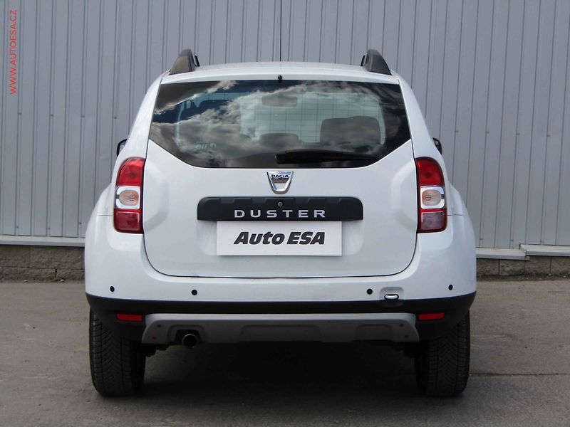 Dacia Duster (2016) 1.6 SCe, ČR, servis.kniha, AC - fotka 5 z 14