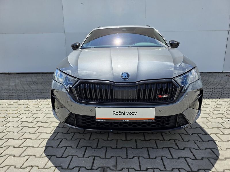 Škoda Octavia Combi DSG 2,0 TSi 195 kW RS - fotka 4 z 24