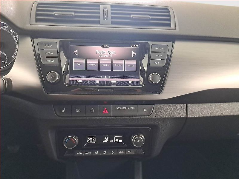 Škoda Fabia (2021) 1.0 TSI, Tempomat - fotka 12 z 15