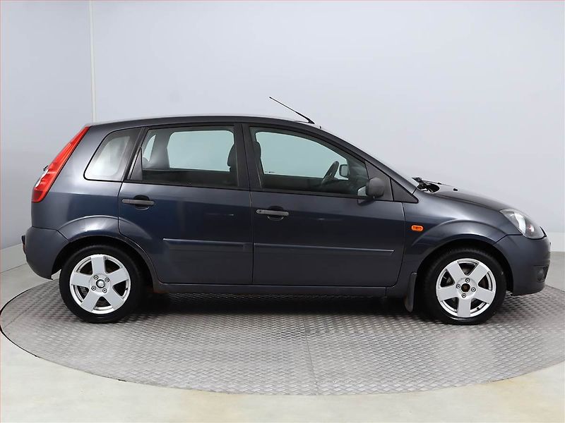 Ford Fiesta (2007) 1.3 i, Serv.kniha, po STK - fotka 6 z 12