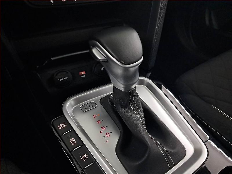 Kia Ceed (2021) GT Line 1.6 CRDi MHEV, Automat - fotka 13 z 16