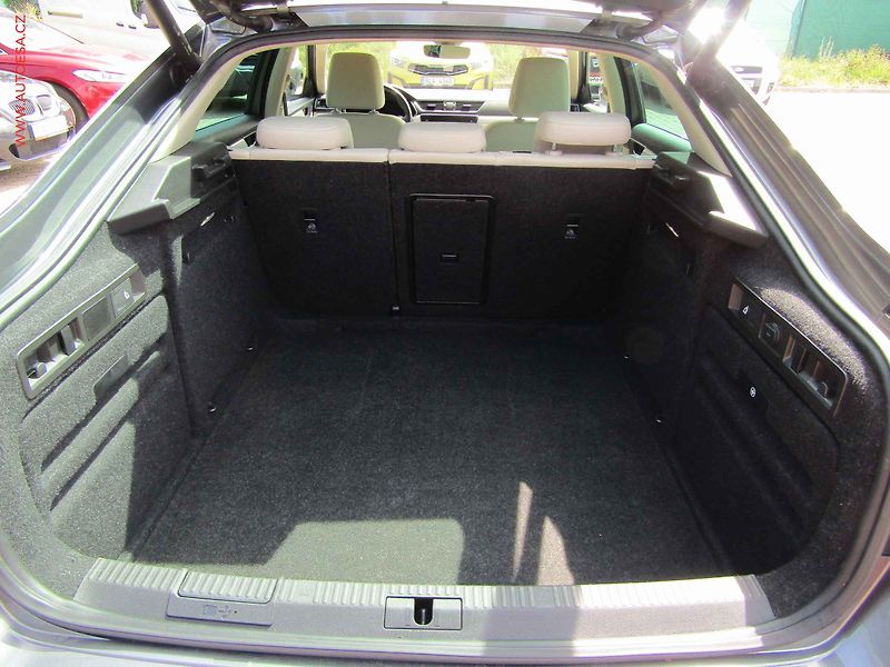 Škoda Superb (2022) 2.0TDi 4x4, ČR, DSG, navi - fotka 7 z 18
