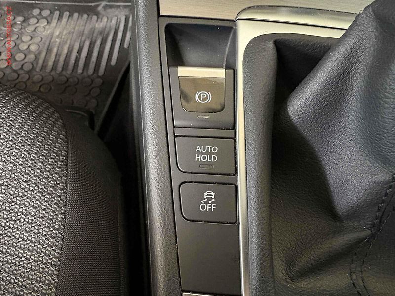 Volkswagen Passat (2014) 1.6 TDI, autoAC, temp - fotka 18 z 18