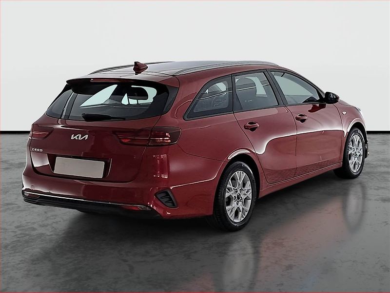 Kia Ceed (2023) 1.5 T-GDI, Serv.kniha - fotka 5 z 18