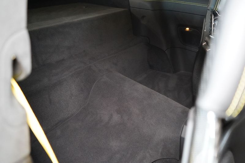 Porsche 911 GT3 Touring, Lift, Bose, PDLS - fotka 44 z 45