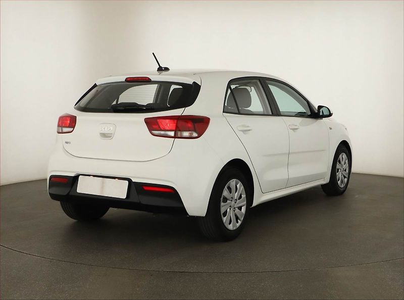 Kia Rio (2022) 1.2 DPI, ČR,1.maj - fotka 5 z 12