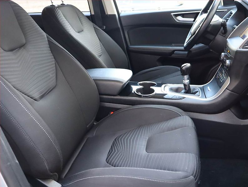 Ford S-MAX (2018) 2.0 EcoBlue, Navi, Tempomat - fotka 9 z 23