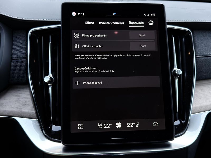 Volvo XC90 T8 AWD // PLUS DARK// PANORAMA - fotka 48 z 53