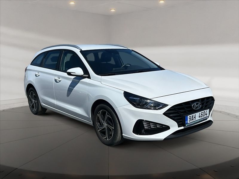 Hyundai i30 1,5 i Family Comfort - fotka 1 z 11