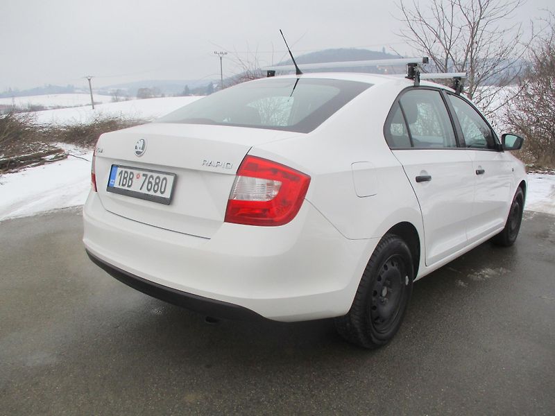 Škoda Rapid 1.2 TSi NOVÉ V ČR*L+Z PNEU - fotka 7 z 37