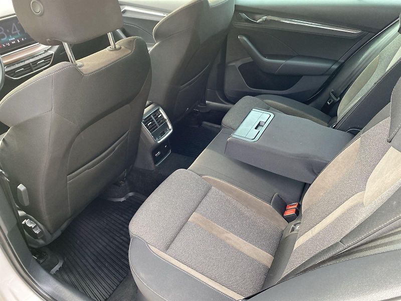 Škoda Octavia (2023) Combi 2.0 TDI 4x4 DSG Scout - fotka 7 z 37