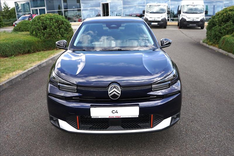 Citroën C4 (2026) 1,2 Hybrid 145k Automatic COLL - fotka 1 z 8