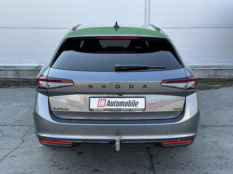 Škoda Superb 2.0TSi 4x4 DSG Sportline 265PS - fotka 5 z 52