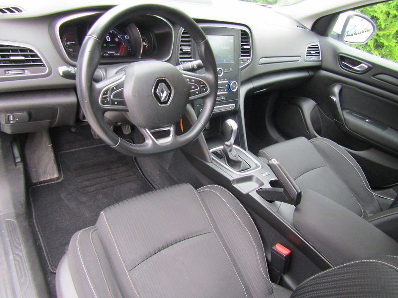 Renault Mégane (2019) 1.3 TCe  AUTOMAT - fotka 14 z 46