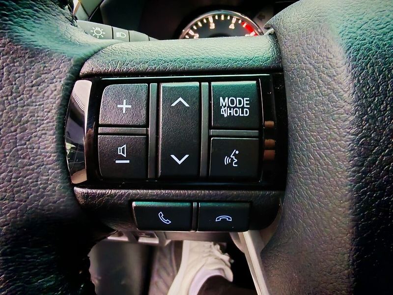 Toyota Hilux Arctic Trucks AT 35 - fotka 19 z 24