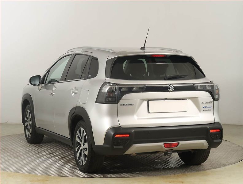 Suzuki SX4 S-Cross (2022) Elegance 1.4 BoosterJet - fotka 4 z 24