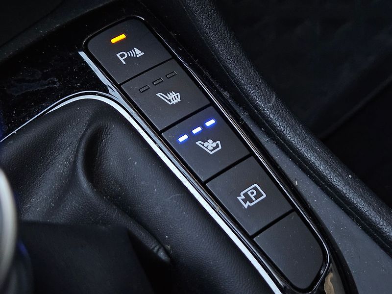 Hyundai Tucson 1,6 T-GDi, Style Premium,1.maj - fotka 30 z 46