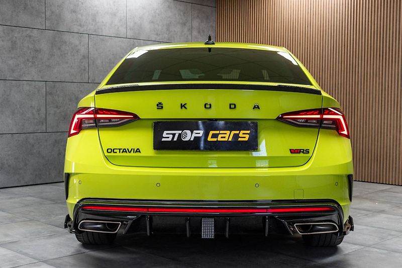 Škoda Octavia RS 2.0 TSI 225kW 2xKOLA*DPH*ČR - fotka 42 z 44