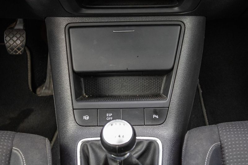 Volkswagen Golf Plus - fotka 19 z 26
