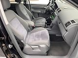 Volkswagen Touran (2012) 2.0 TDi Bi-Xenon , Top Stav - náhled 11